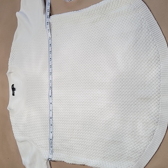 Lety & Me Size L Ivory Elbow Patch Curved Hem Sweater, Excellent Used Condition - Picture 7 of 12